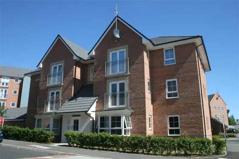 2 Bedroom Apartment to Rent Near City Centre