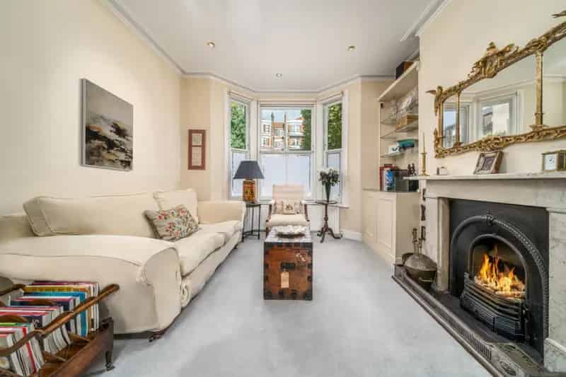 3 Bedroom Flat for Sale Chelsea SW10