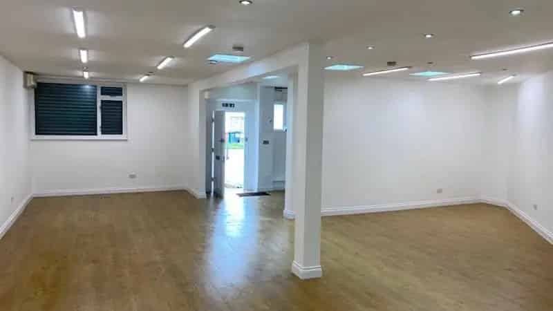Commercial Premises Near North Harrow Station
