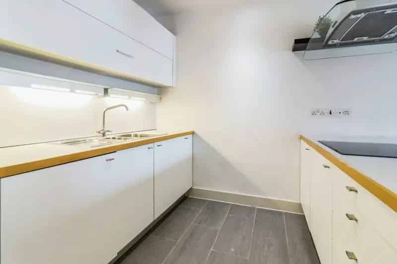 1 Bedroom Furnished Apartment Manchester Hacienda Development