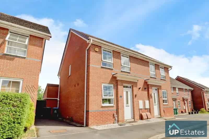 2 Bedroom Semi Detached House to Rent Coventry