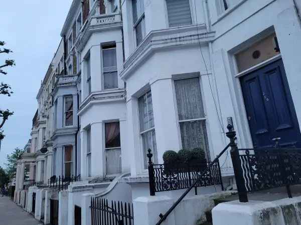 Flat For Rent in London, England