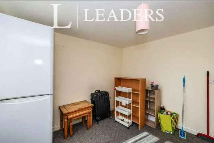 1 Bed Flat for Sale - No Chain - First Time Buyers
