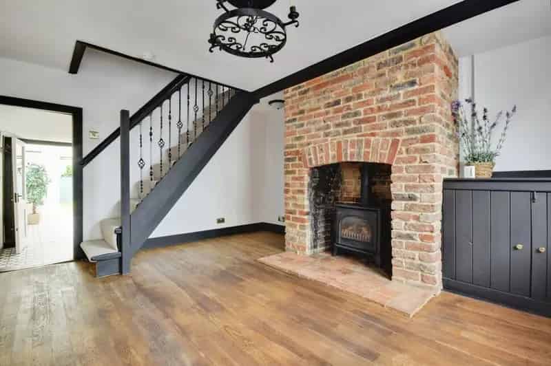 2 Bedroom Mid Terrace House for Sale Rye East Sussex
