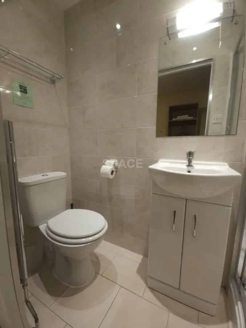 1 Bedroom Studio House to Rent