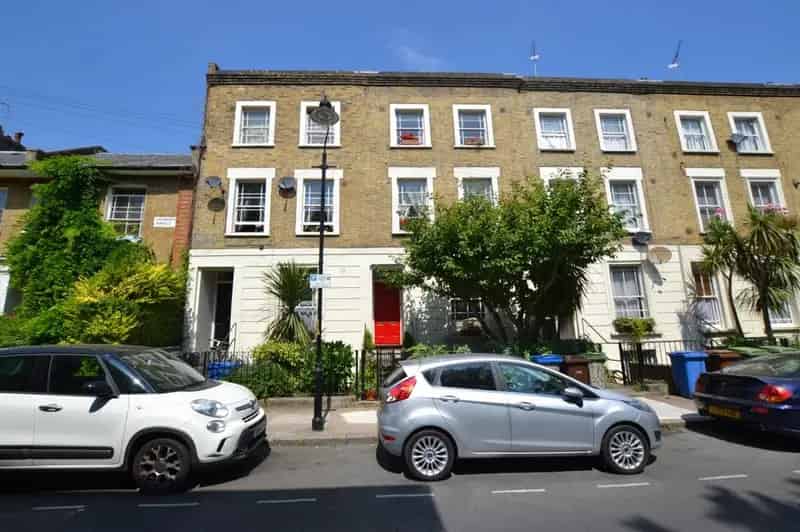 3 Bedroom Flat to Rent London SE5 Near Oval Kennington Stations