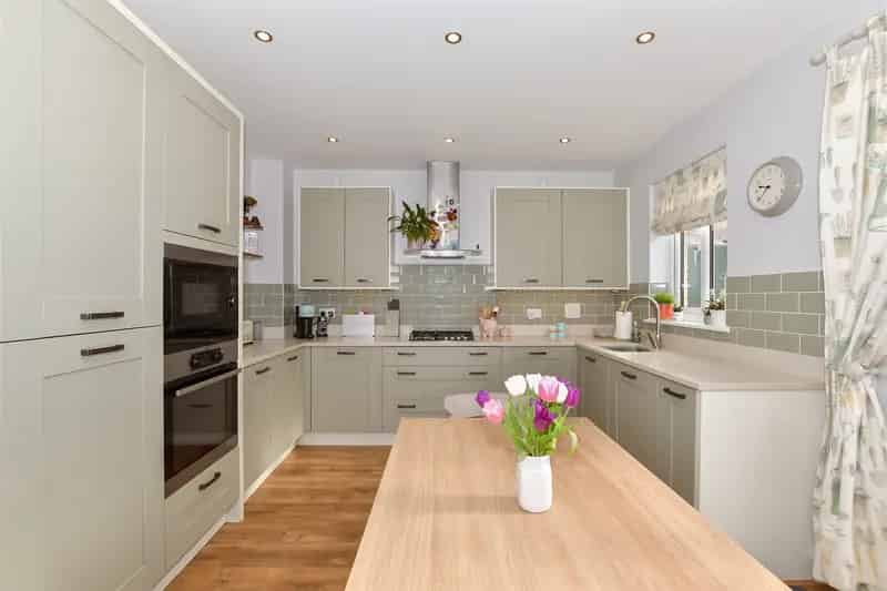 3 Bedroom Semi Detached House For Sale Preston Hall