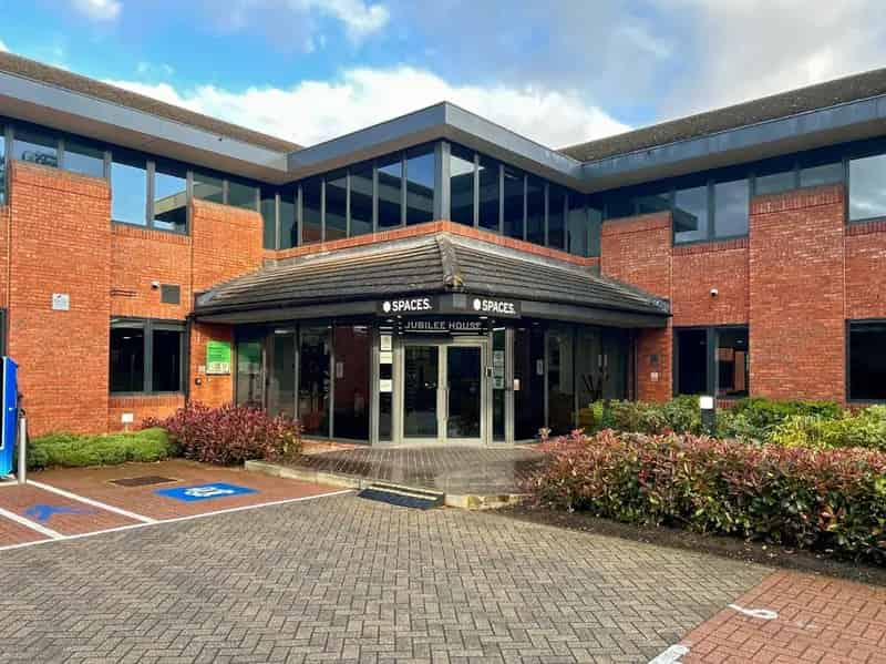 Marlow Office Space: Coworking, Private Offices & Meeting Rooms