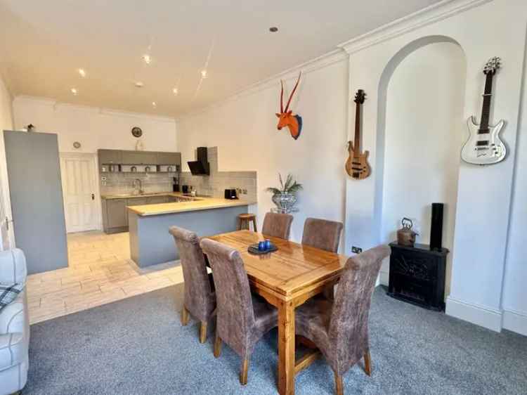 2 Bedroom Flat for Sale Sandgate Kent