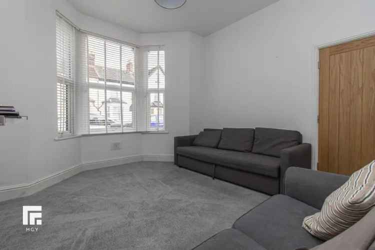 2 bedroom ground floor flat to rent