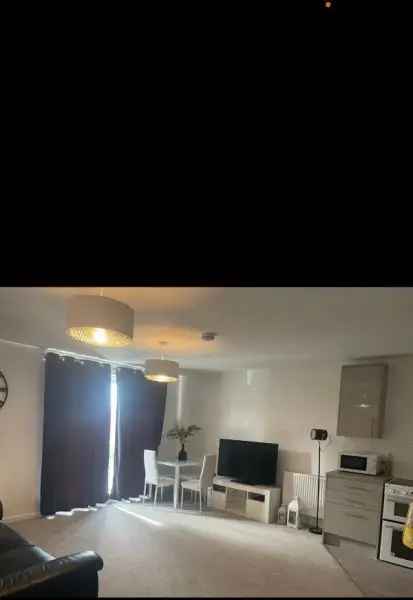 Flat For Rent in Watford, England