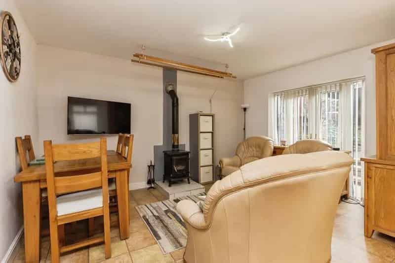 4 Bedroom Detached House For Sale West Yorkshire WF15
