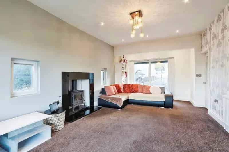 Four Bedroom Detached Family Home with Self Contained Annex