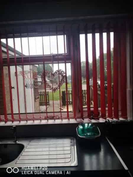 2-Bedroom House with Large Garden and Ample Storage