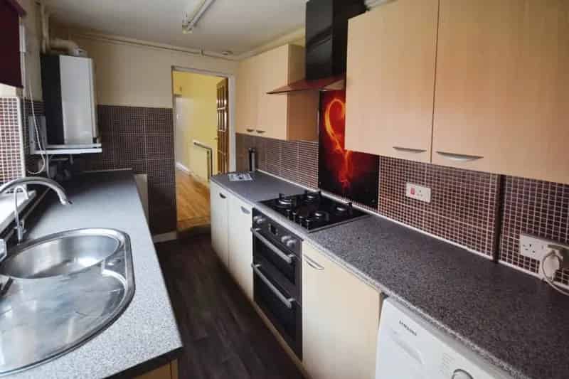 2 bedroom House
 To Rent