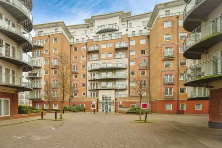 2 Bedroom Flat for Sale - En Suite, Open Plan Living, Parking