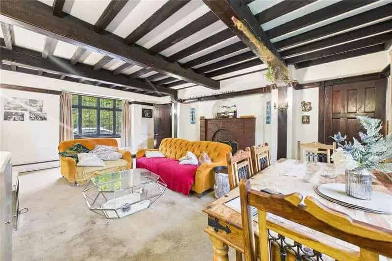 4 Bed Detached House For Sale