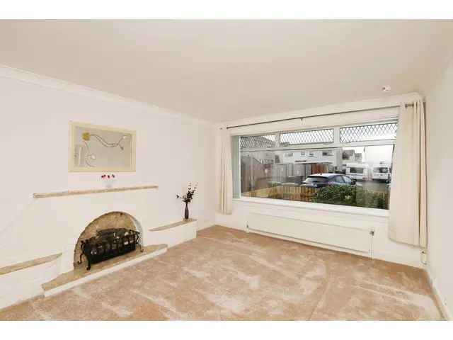 3 bedroom end-terraced house for sale