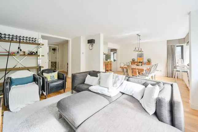 Flat for sale in Grosvenor Road, Pimlico, London SW1V