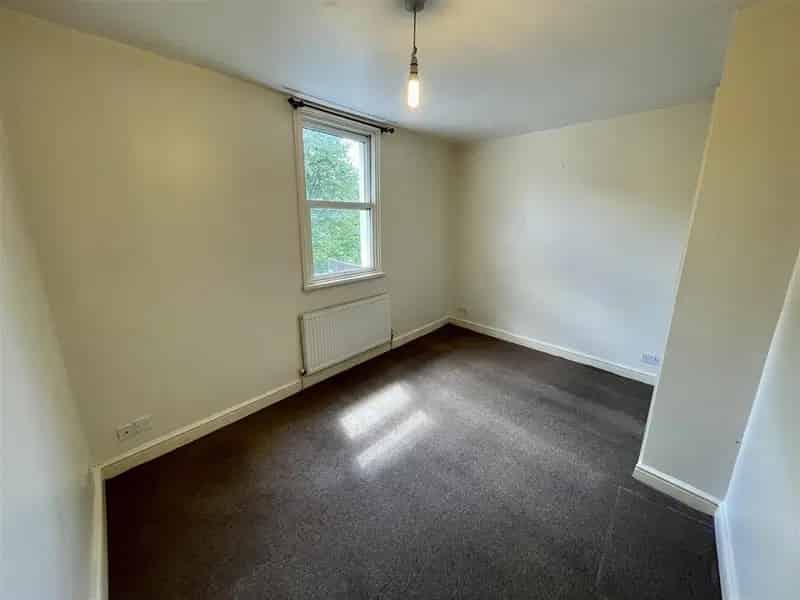 2 Bedroom Terraced House Near Kingsholm Stadium