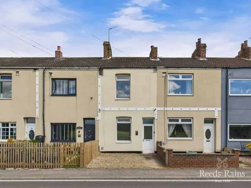 2 bedroom Mid Terrace House for sale, Dunsdale, North Yorkshire, TS14