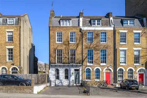 City Road Period Property near Islington High Street
