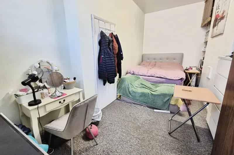 2 Bedroom Flat for Sale Clevedon North Somerset BS21