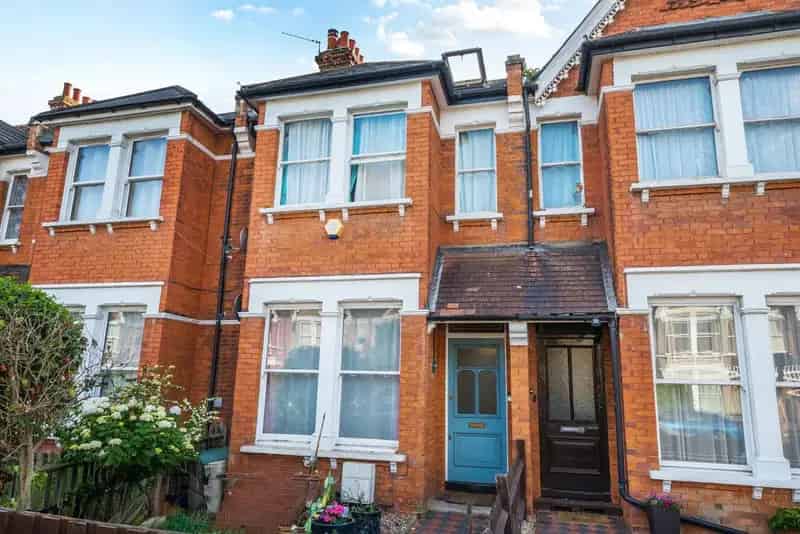 Flat For Sale , London, England