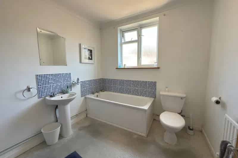 Room to Rent Gosport Bills Included Wifi Close to Highstreet