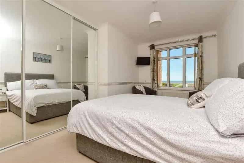 2 Bed Flat for Sale in Westgate