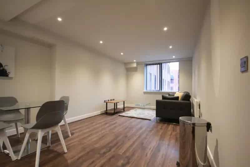 2 Bedroom Flat To Rent Available 12082025