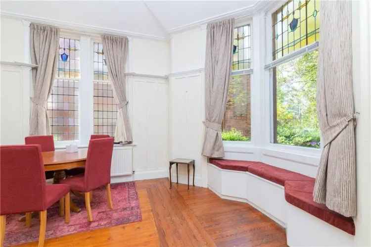 2 Bedroom Apartment to Rent in West End