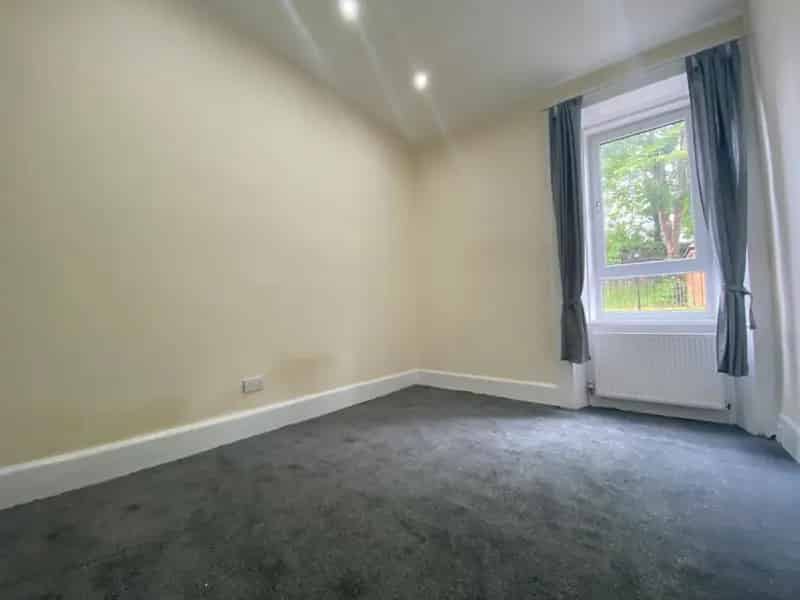 2 Bedroom Ground Floor Flat to Rent