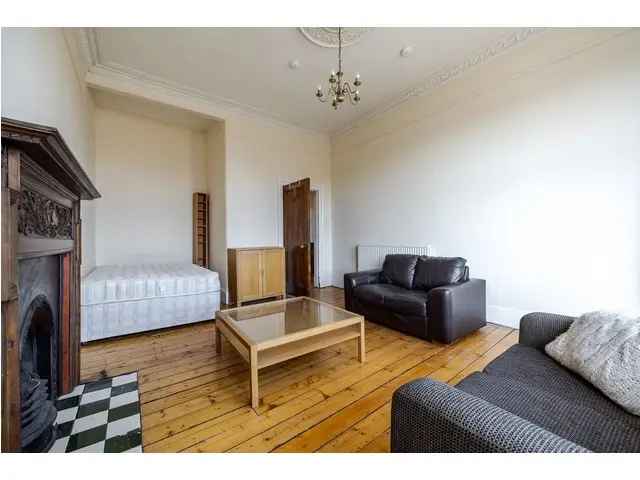 1 Bedroom Flat for Sale in Strathbungo Glasgow