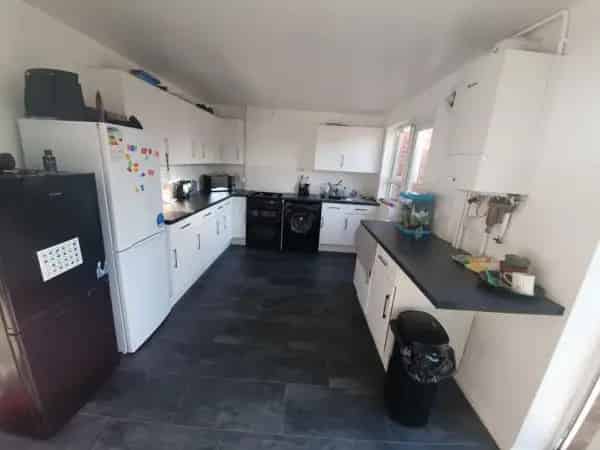 3 Bed Semi Detached House Chingford - RTB Swap Waltham Abbey Loughton