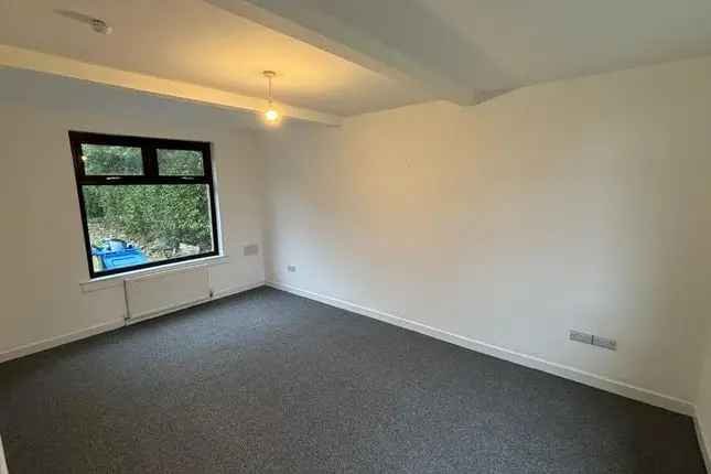 Terraced house to rent in Grampian Crescent, Glasgow, Sandyhills G32