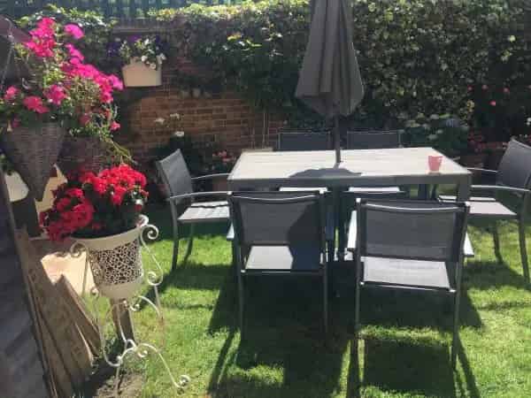 Nicely Decorated Home Near Transport Links