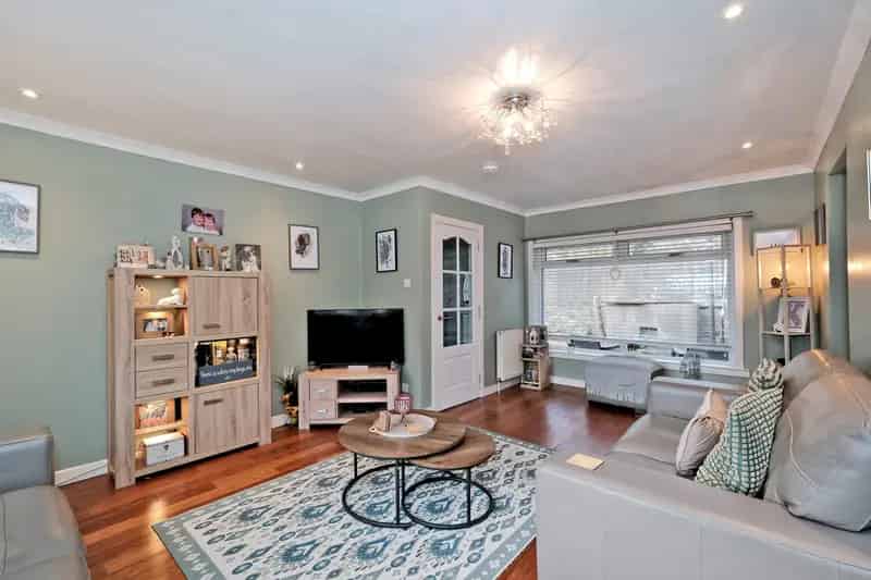 Four Bedroom Detached Villa with Sea Views