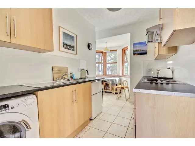 Studio Cottage in Ardgay - Train Station Conversion