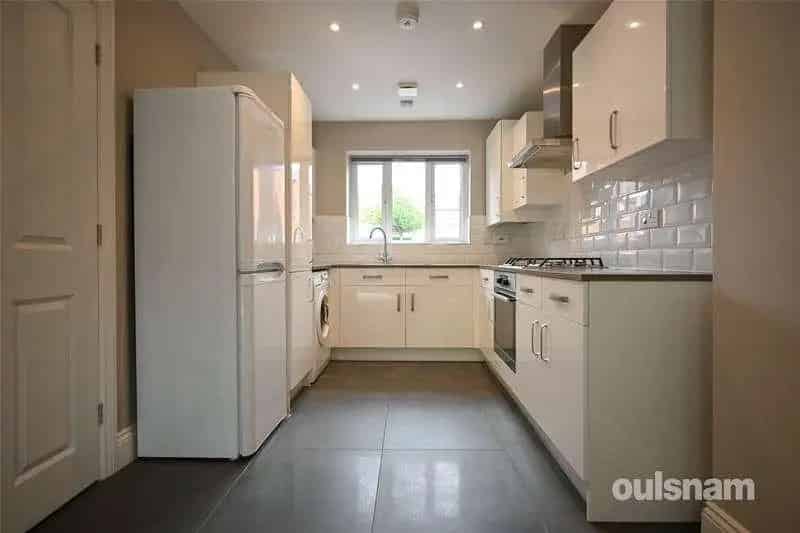 3 Bed House for Sale Smethwick Modern Kitchen Family Bathroom