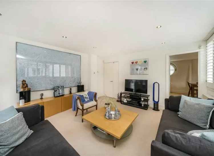 3-Bedroom Apartment near Fulham Road