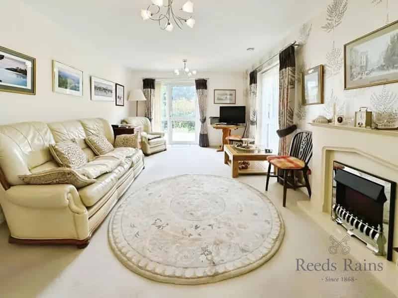 2 Bedroom Retirement Apartment for Sale