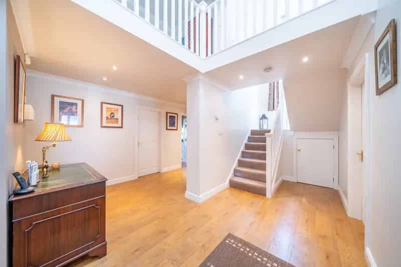 5 Bedroom Detached House with Equestrian Facilities Smalley