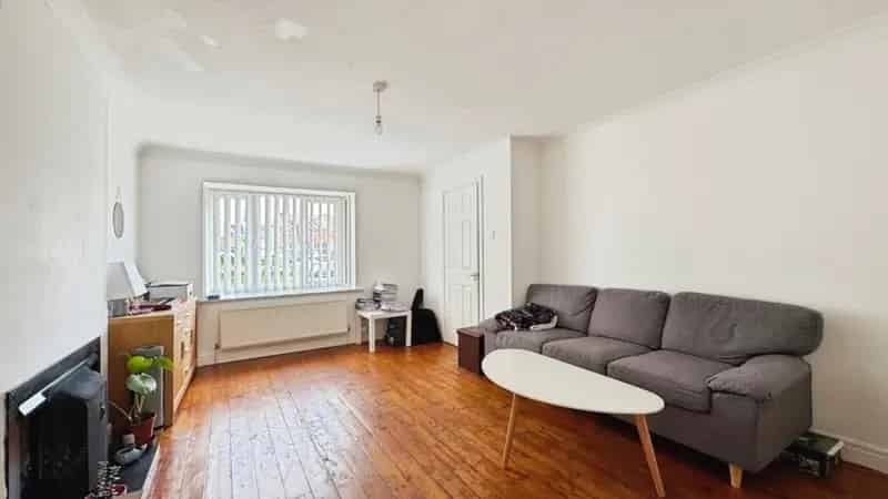 3 Bedroom Detached House For Sale Bramley Leeds