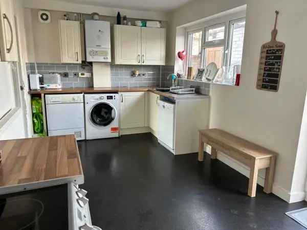 House For Rent in Southend-on-Sea, England