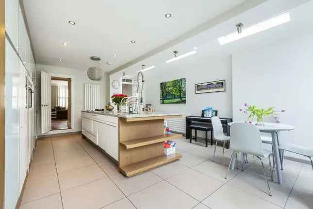 Four Bedroom Victorian House Fulham SW6