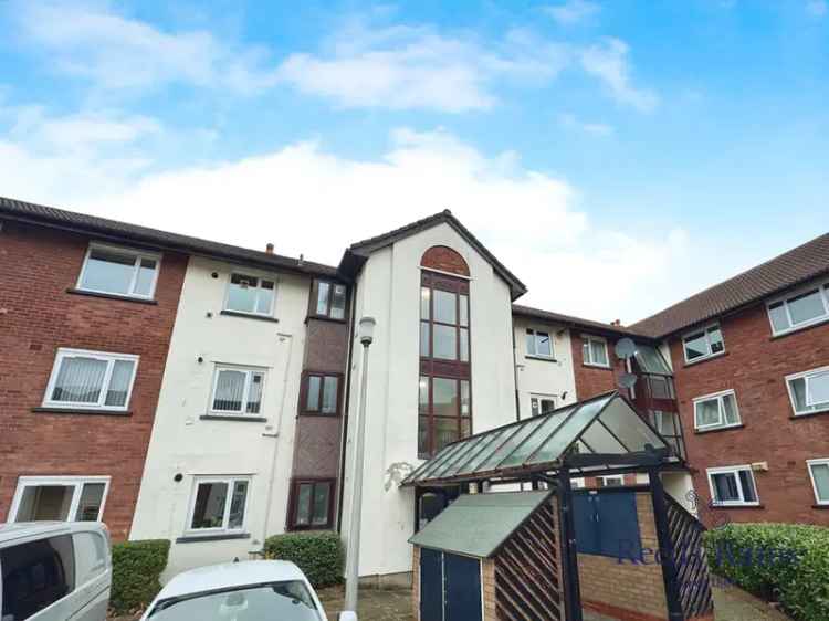 3 Bedroom Flat for Sale Salford Greater Manchester M5