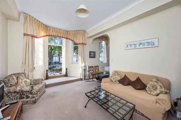 2 bedroom flat for sale