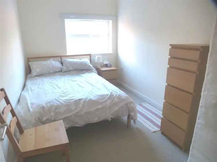 Two Double Bedroom Apartment Stony Stratford Allocated Parking