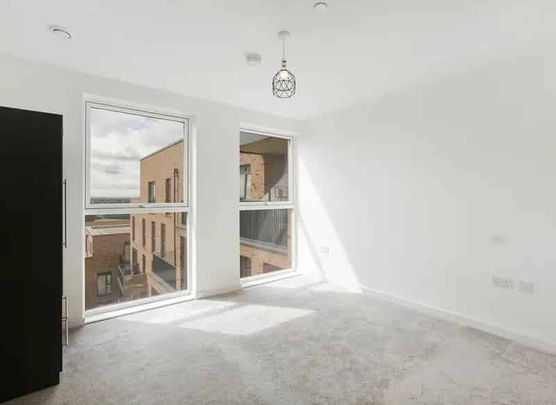 Flat For Sale , London, England